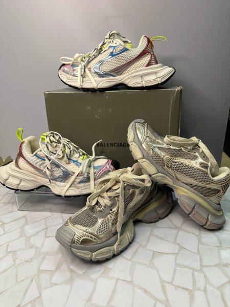 کتانی بالنسیاگا زنانه Balenciaga 3XL سفید طوسی