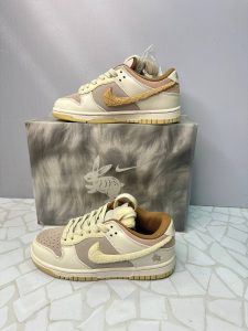 کتانی نایک اس بی دانک لو زنانه