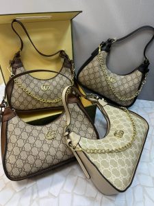 کیف دوشی زنانه گوچی Gucci قایقی