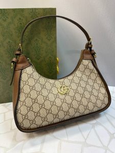 کیف دوشی زنانه گوچی Gucci قایقی