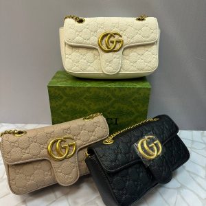 کیف دوشی و دستی زنانه گوچی Gucci مدل اسپرت طرح برجسته