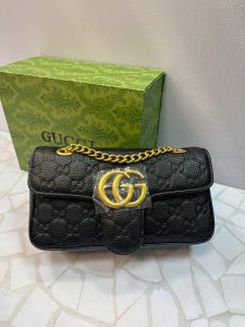 کیف دوشی و دستی زنانه گوچی Gucci مدل اسپرت طرح برجسته