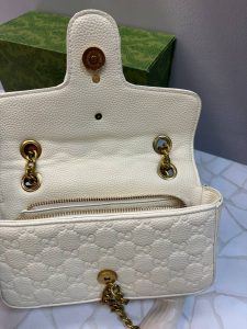 کیف دوشی و دستی زنانه گوچی Gucci مدل اسپرت طرح برجسته