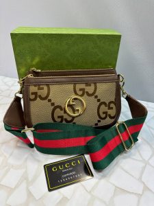 کیف پاسپورتی زنانه گوچی