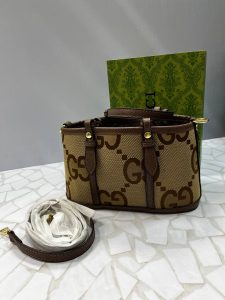 کیف دستی و دوشی زنانه گوچی منوگرام GG Supreme