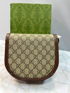 کیف دوشی زنانه گوچی کرم قهوه‌ای