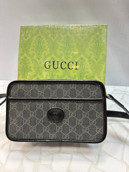 کیف دوشی گوچی مدل GG Supreme مشکی