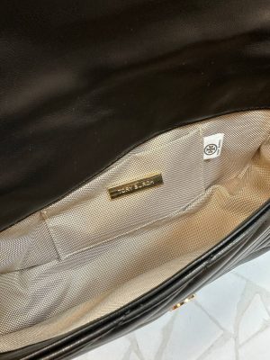 خرید کیف دوشی زنانه کوچ (COACH) مدل دستی و شانه‌ای طرح‌دار و ساده