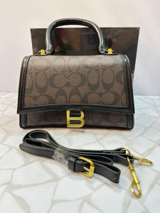 کیف دستی زنانه کوچ (COACH) مدل مجلسی با بند کوتاه و بلند چرمی