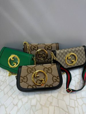 کیف دستی زنجیر طلایی زنانه گوچی Gucci – دو بند زنجیر و بند پهن برزنتی، همراه پک اورجینال