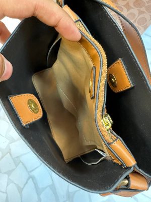 کیف دوشی زنانه کوچ سفید (COACH) مدل دستی و دوشی با ۲ بند چرمی