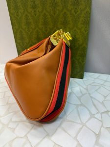 کیف دوشی بزرگ زنانه گوچی Gucci بند قابل تنظیم و جداشونده