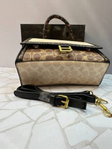 کیف دستی زنانه کوچ (COACH) مدل مجلسی با بند کوتاه و بلند چرمی