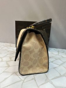 کیف دستی زنانه کوچ (COACH) مدل مجلسی با بند کوتاه و بلند چرمی