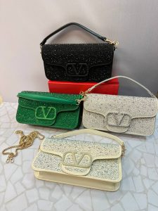 کیف مجلسی زنانه Valentino دستی و دوشی با نگین‌کاری جذاب