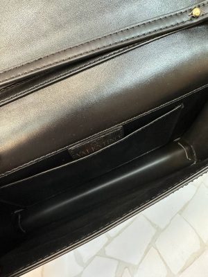 کیف مجلسی زنانه Valentino دستی و دوشی با نگین‌کاری جذاب