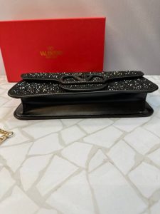 کیف مجلسی زنانه Valentino دستی و دوشی با نگین‌کاری جذاب