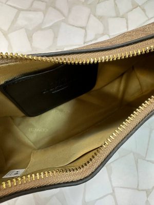 کیف دوشی و دستی زنانه کوچ COACH مدل جدید ۲۰۲۵