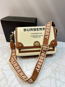 کیف دوشی زنانه باربری Burberry