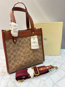 کیف دستی زنانه چرمی کوچ COACH مدل جدید ۲۰۲۵