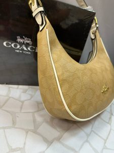 کیف دوشی و دستی زنانه کوچ COACH مدل جدید ۲۰۲۵