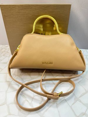 کیف مجلسی بولگاری زنانه با طراحی پوست ماری و دسته طلایی مدل مار
