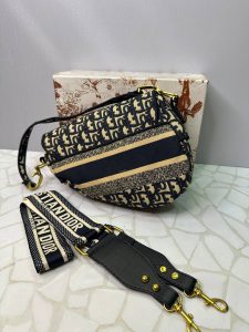 کیف دیور تفنگی منوگرام زنانه