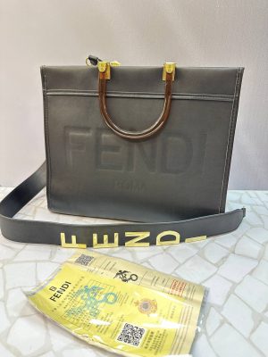 کیف دستی فندی زنانه مدل کلاسیک دوشی و دستی – چرم لوکس با طراحی مدرن