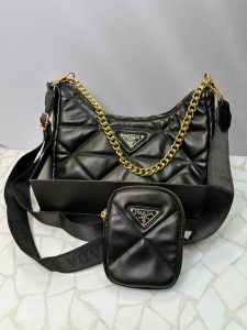 کیف دوشی پرادا زنانه مدل زنجیری دو‌تکه | طراحی اسپرت و لوکس برند PRADA