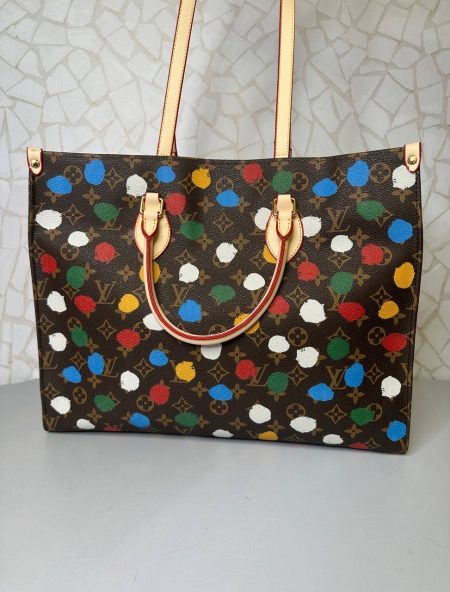 ساک دستی و دوشی لویی ویتون خال‌خالی