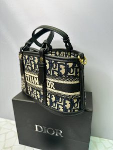 کیف دستی دیوور منوگرام بیضی زنانه