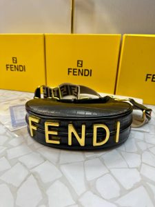 کیف دوشی فندی زنانه