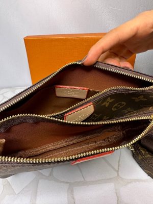 کیف سه‌تیکه لویی ویلتون زنانه مدل دوشی لوکس با بند قابل‌تنظیم