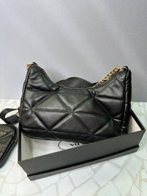 کیف دوشی پرادا زنانه مدل زنجیری دو‌تکه | طراحی اسپرت و لوکس برند PRADA