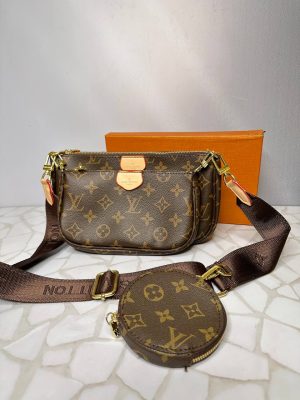 کیف سه‌تیکه لویی ویلتون زنانه مدل دوشی لوکس با بند قابل‌تنظیم