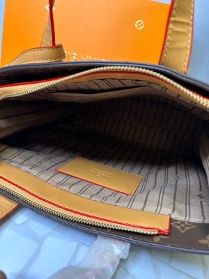 کیف تت‌بگ لویی ویتون دو تیکه