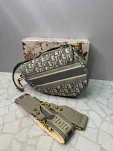 کیف دیور تفنگی منوگرام زنانه