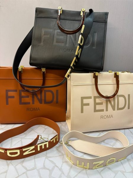 کیف دستی فندی زنانه مدل کلاسیک دوشی و دستی – چرم لوکس با طراحی مدرن