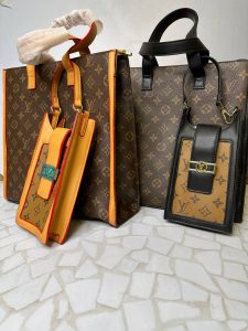 کیف تت‌بگ لویی ویتون دو تیکه