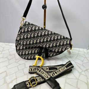 کیف دیور مدل تفنگی منوگرام مشکی