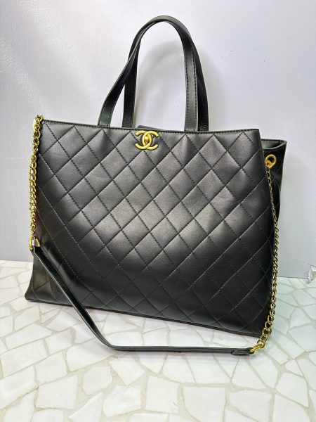 کیف دستی زنانه مشکی سایز بزرگ سه‌تکه با یراق طلایی