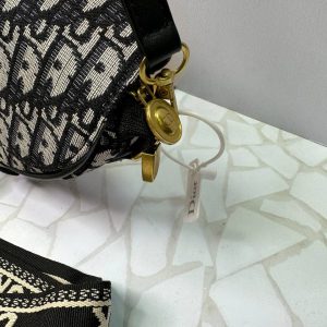 کیف دیور مدل تفنگی منوگرام مشکی