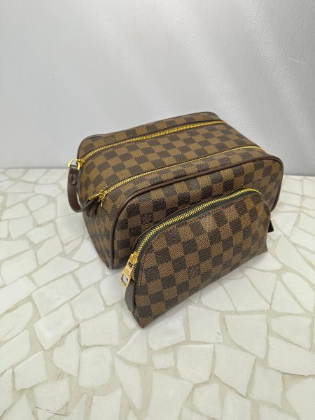 کیف لوازم آرایشی لویی ویتون دو تکه