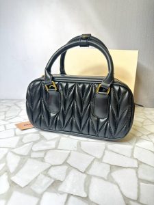 کیف دستی و دوشی میومیو مشکی