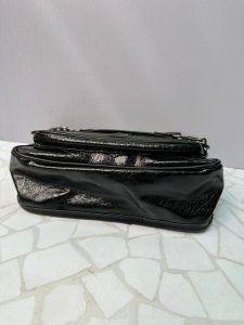 کیف دوشی ایو سن لورن مشکی ورنی