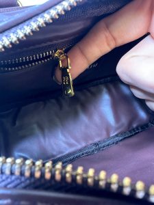 کیف دستی و دوشی میومیو