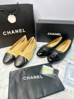 کالج شنل Chanel چرمی زنانه