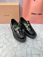 کالج میومیو Miu Miu