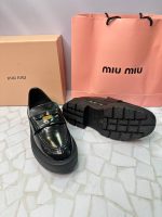 کالج میومیو Miu Miu