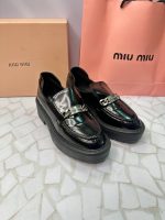 کالج میومیو Miu Miu